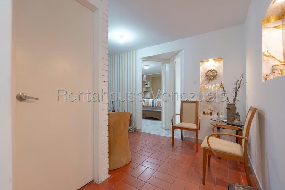 Apartamento (1 Nivel) en Venta en Las Mercedes, Distrito Metropolitano - 25