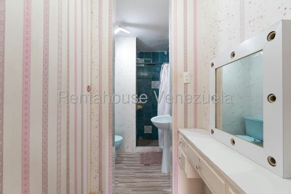 Apartamento (1 Nivel) en Venta en Las Mercedes, Distrito Metropolitano - 37