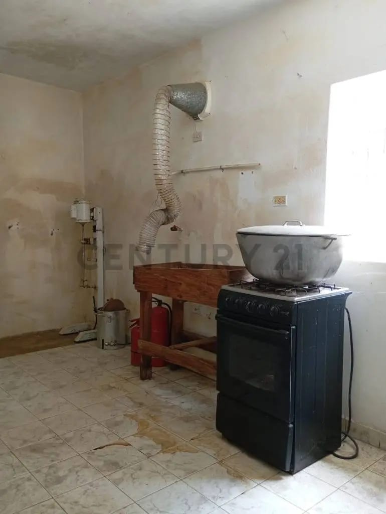 Century 21 La Coromoto Realty Vende Inmueble Comercial Sierra Maestra - Zulia - 17