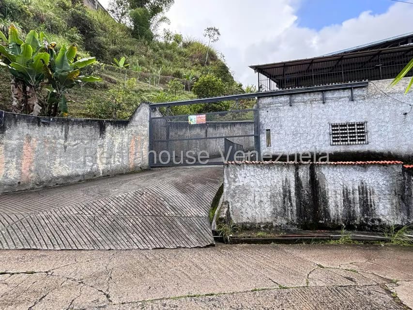 Terreno (Industrial) en Venta en Las Salias, Miranda