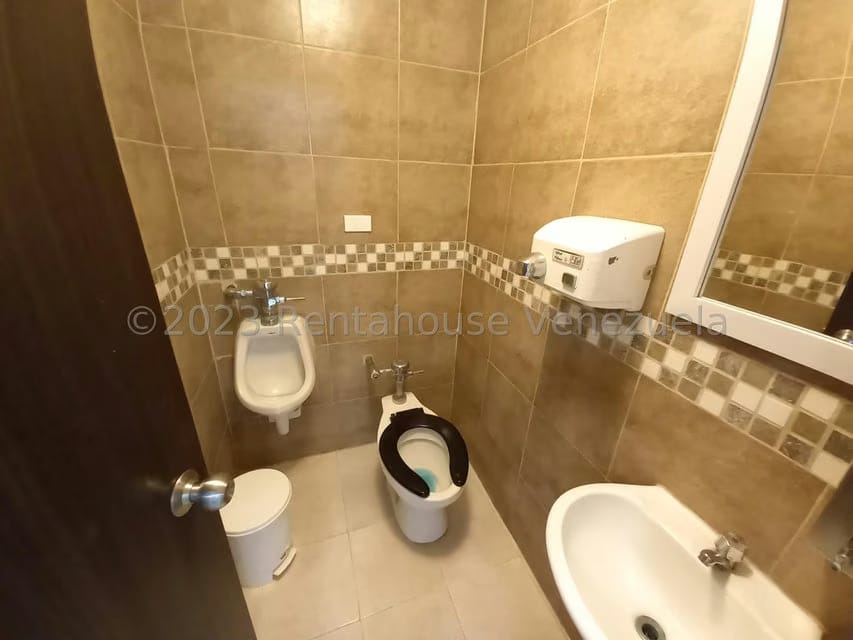 Comercial (Local Comercial) en Alquiler en Los Guayabitos, Carabobo - 14