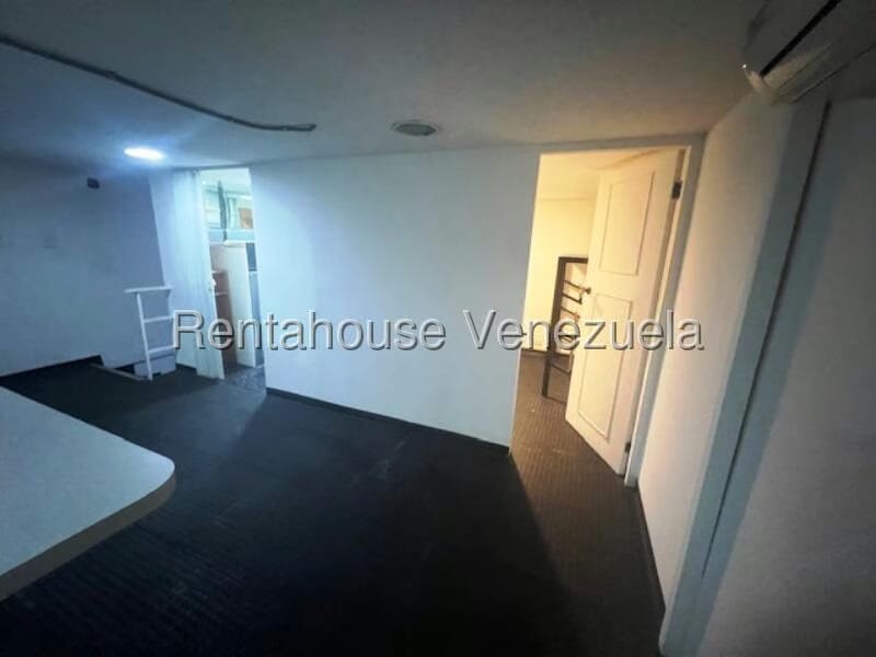 Comercial (Local Comercial) en Venta en Prados del Este, Distrito Metropolitano - 15