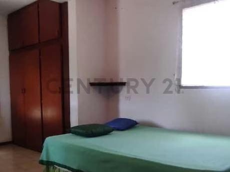 En venta casa amplia con gran terreno en La Parroquia La Cruz. - 7