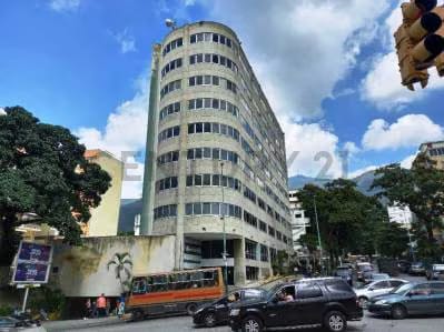 Venta de ambulatorio San Bernardino con Quirófano