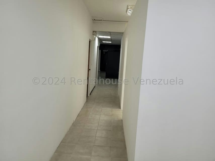 Comercial (Oficina) en Alquiler en Los Ruices, Distrito Metropolitano - 10