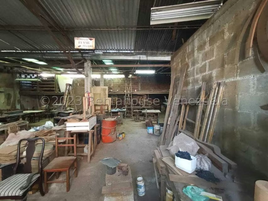 Comercial (Local Comercial) en Venta en La Llanada, Miranda - 3