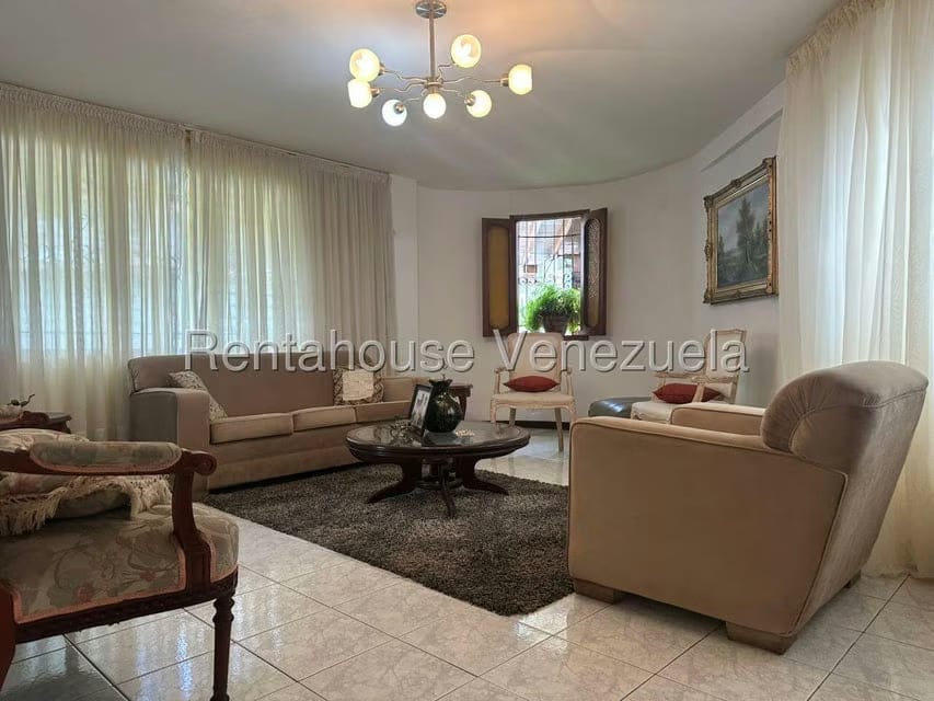 Casa (Duplex) en Venta en Alto Prado, Distrito Metropolitano - 2