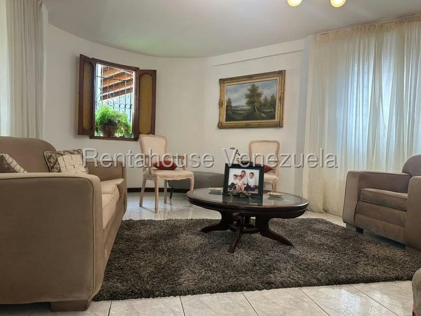 Casa (Duplex) en Venta en Alto Prado, Distrito Metropolitano - 3