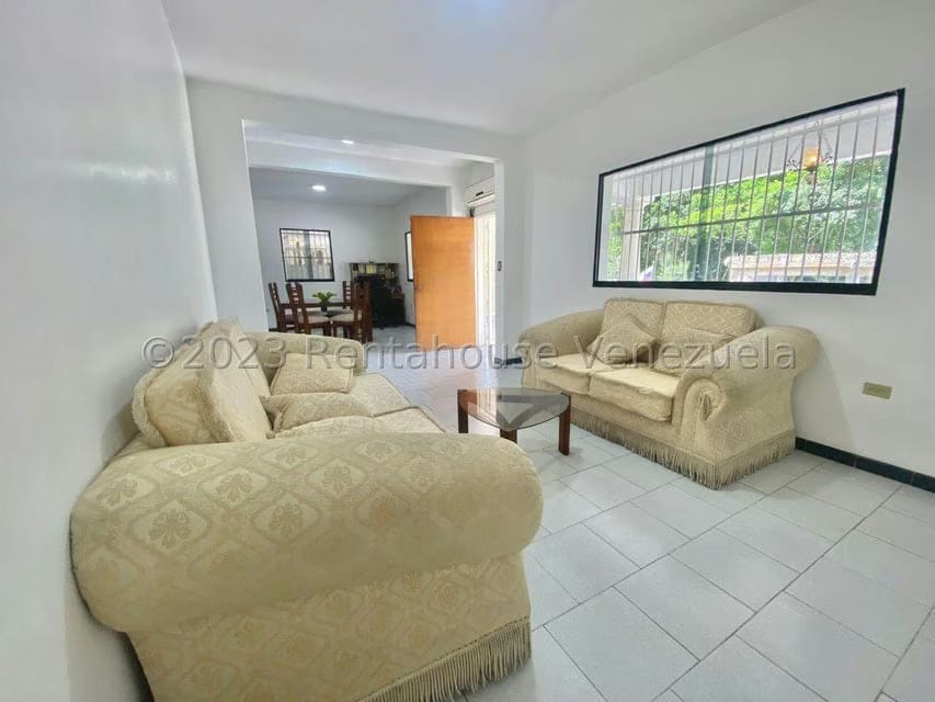 Casa (Duplex) en Venta en Macarao, Distrito Metropolitano - 3