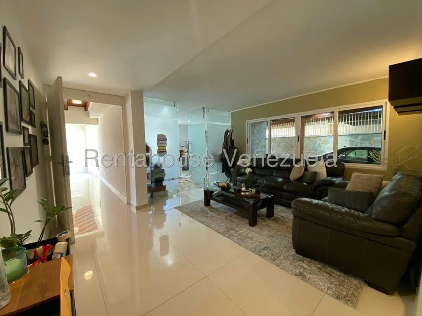 Casa (Multipes Niveles) en Venta en Cumbres de Curumo, Distrito Metropolitano - 13