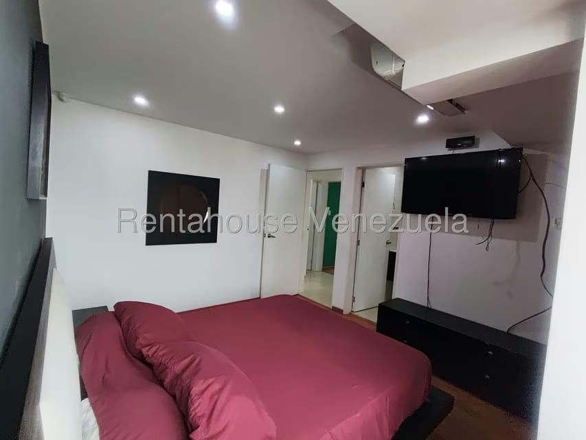 Apartamento (1 Nivel) en Alquiler en La Urbina, Distrito Metropolitano - 12