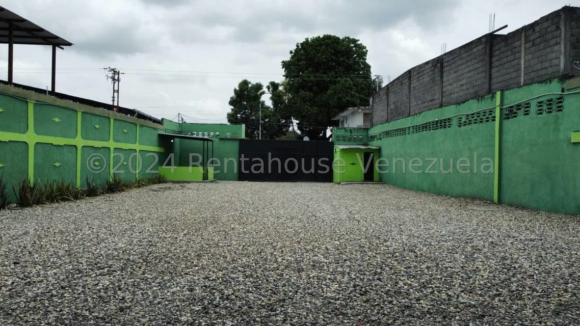 Comercial (Galpon - Deposito) en Venta en Centro, Portuguesa - 2