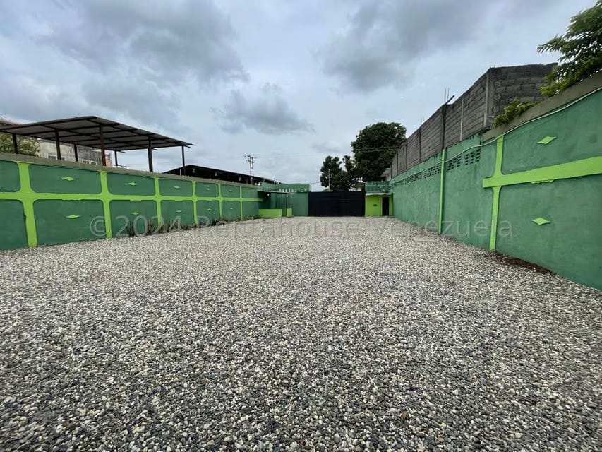 Comercial (Galpon - Deposito) en Venta en Centro, Portuguesa - 11