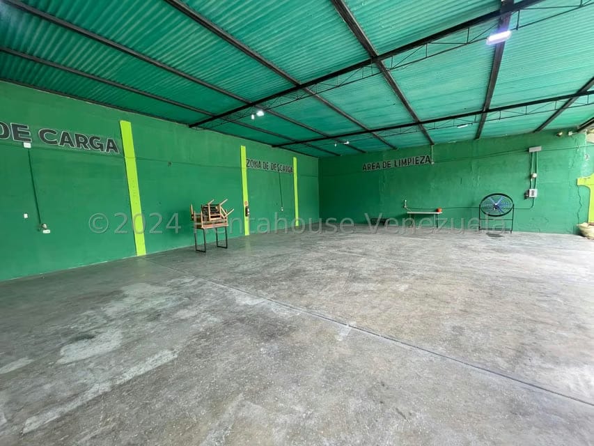 Comercial (Galpon - Deposito) en Venta en Centro, Portuguesa - 43