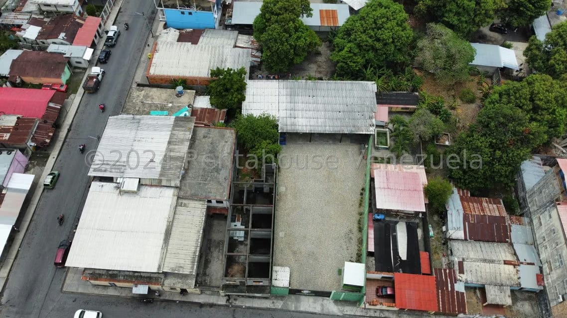 Comercial (Galpon - Deposito) en Venta en Centro, Portuguesa - 50