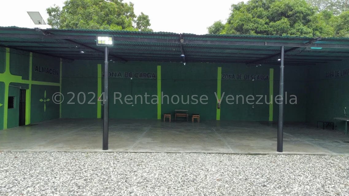 Comercial (Galpon - Deposito) en Venta en Centro, Portuguesa - 52