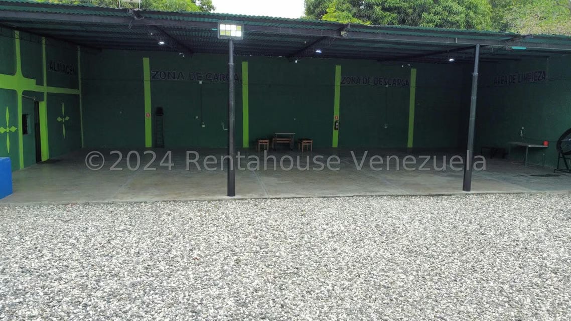 Comercial (Galpon - Deposito) en Venta en Centro, Portuguesa - 53