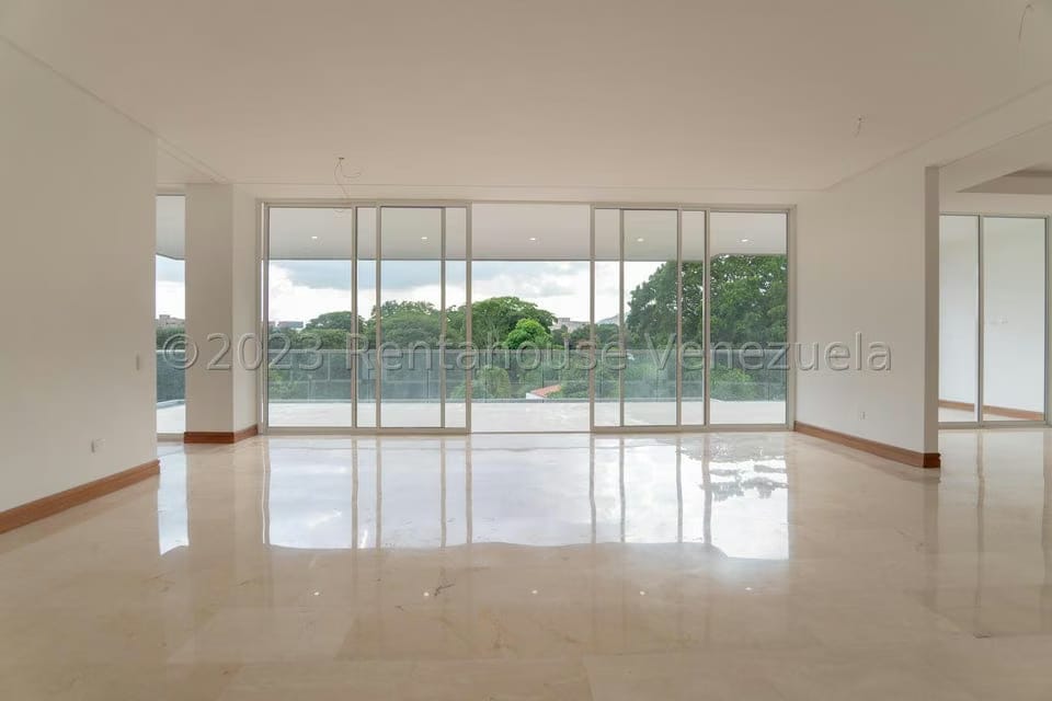 Apartamento (1 Nivel) en Venta en Campo Alegre, Distrito Metropolitano - 12