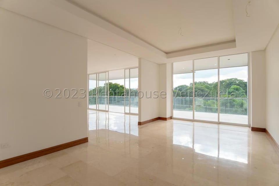 Apartamento (1 Nivel) en Venta en Campo Alegre, Distrito Metropolitano - 6