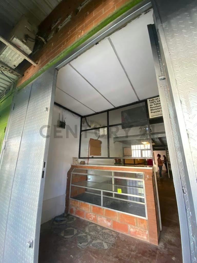 Local comercial en alquiler - 2