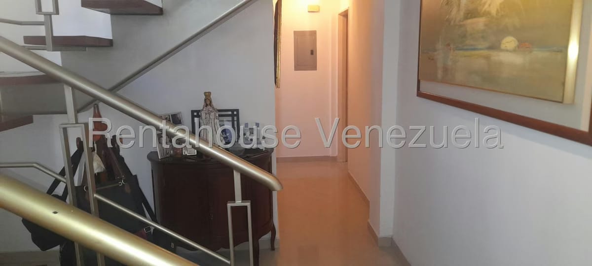 Casa (Multipes Niveles) en Venta en Vista Linda, Miranda - 11