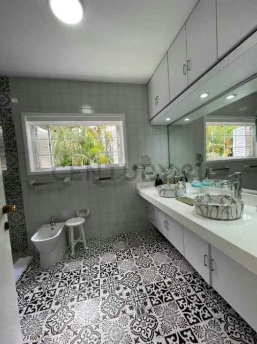Espectacular casa en Altamira con amplios jardines - 8