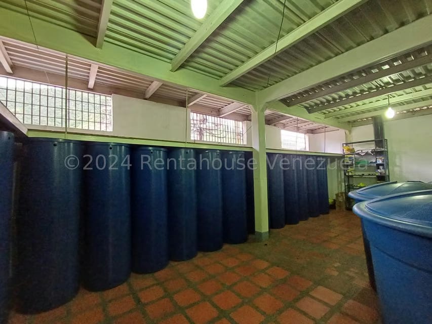 Comercial (Galpon - Deposito) en Alquiler en Antimano, Distrito Metropolitano - 17