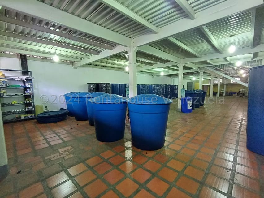 Comercial (Galpon - Deposito) en Alquiler en Antimano, Distrito Metropolitano - 18