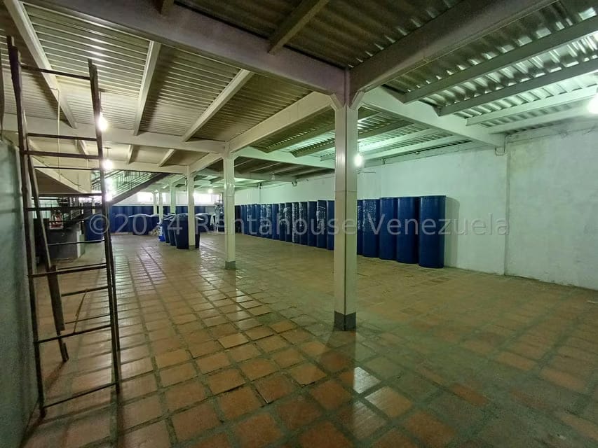 Comercial (Galpon - Deposito) en Alquiler en Antimano, Distrito Metropolitano - 20