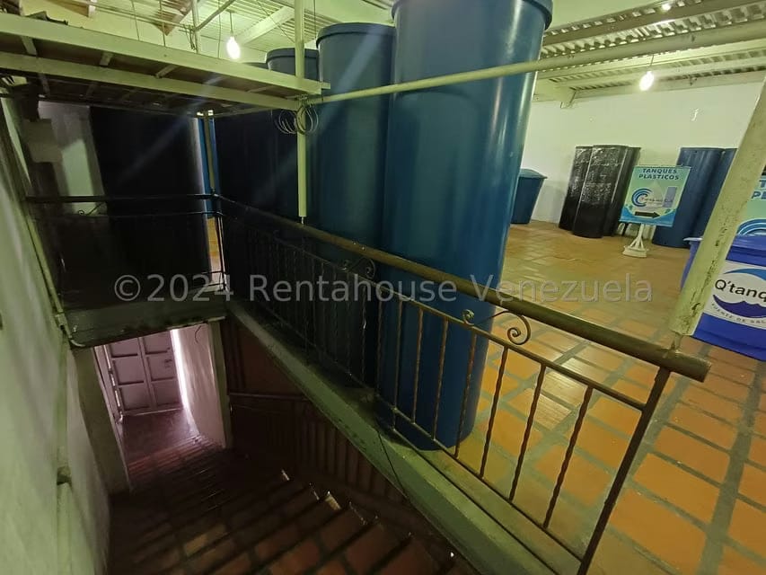 Comercial (Galpon - Deposito) en Alquiler en Antimano, Distrito Metropolitano - 5