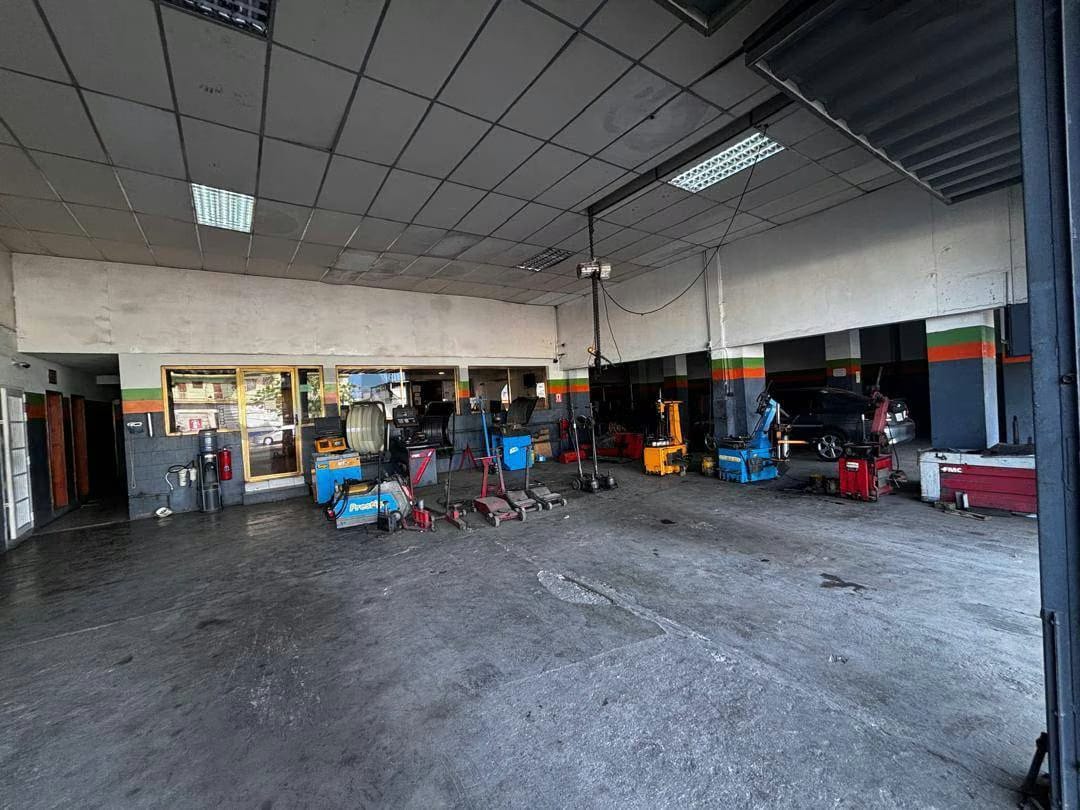 Inmueble Comercial-Industrial en Cumaná - 2