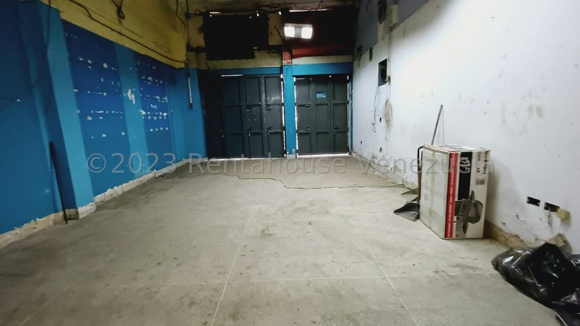 Comercial (Edificio) en Alquiler en Parroquia La Candelaria, Distrito Metropolitano - 2