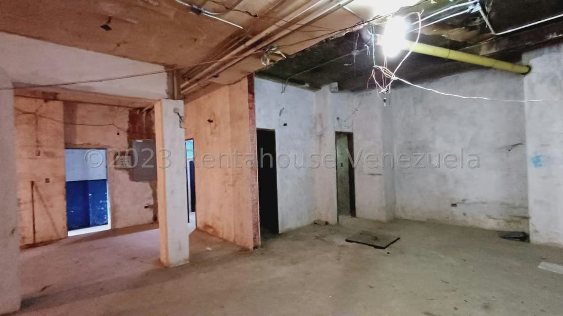 Comercial (Edificio) en Alquiler en Parroquia La Candelaria, Distrito Metropolitano - 14