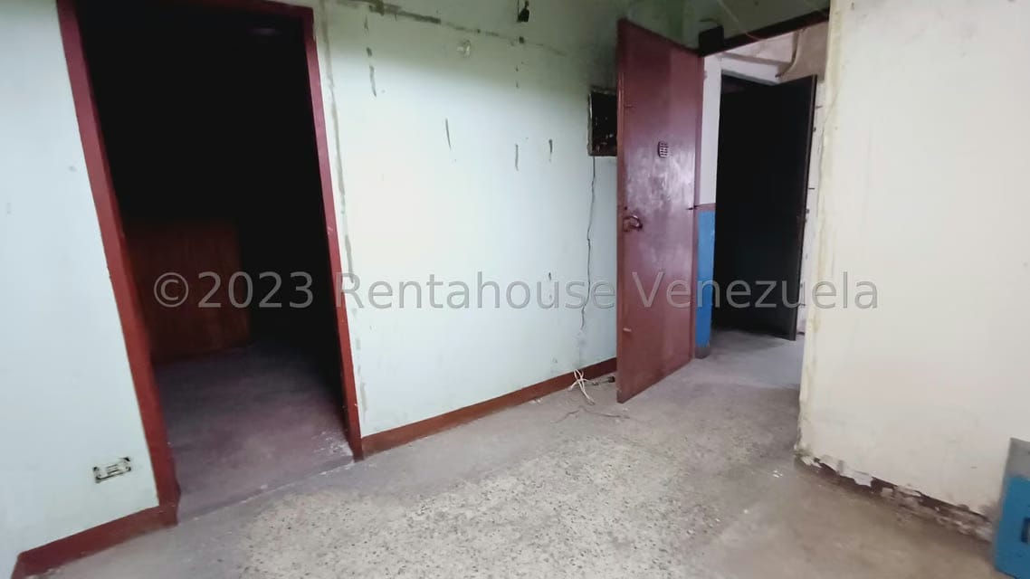 Comercial (Edificio) en Alquiler en Parroquia La Candelaria, Distrito Metropolitano - 25