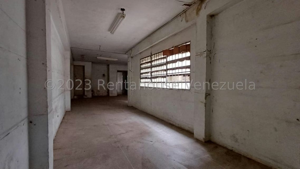 Comercial (Edificio) en Alquiler en Parroquia La Candelaria, Distrito Metropolitano - 43