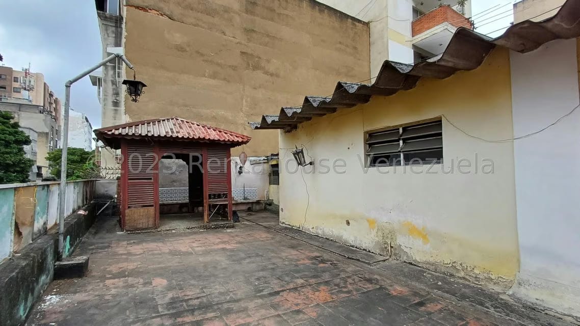 Comercial (Edificio) en Alquiler en Parroquia La Candelaria, Distrito Metropolitano - 52