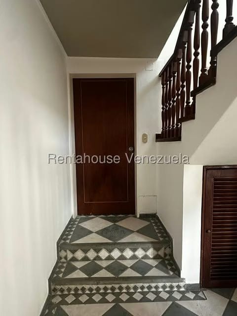 Apartamento (1 Nivel) en Alquiler en Macaracuay, Distrito Metropolitano - 19