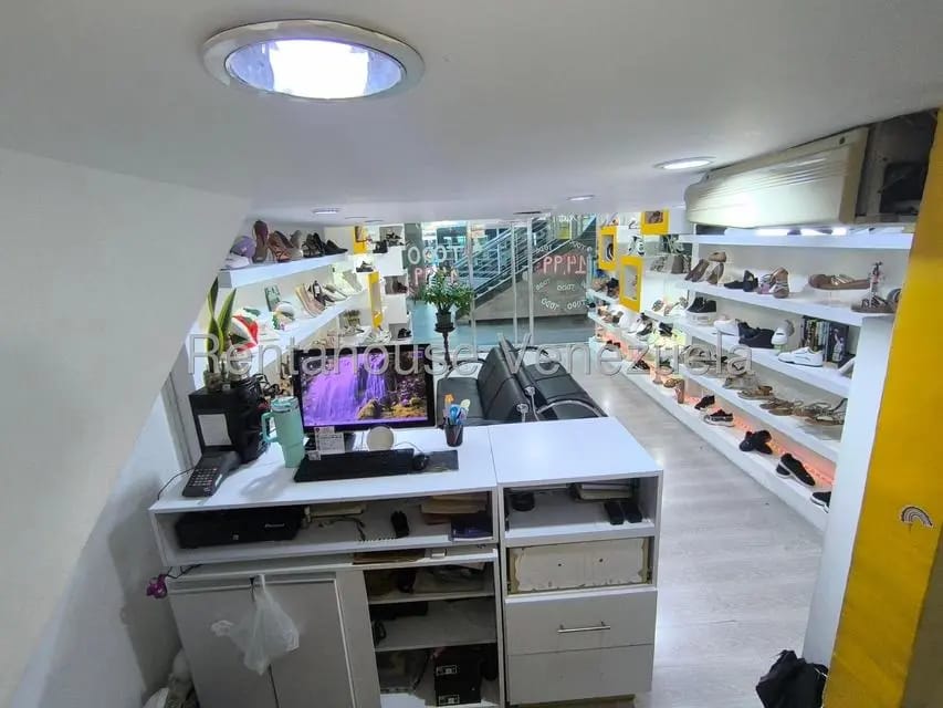 Comercial (Local Comercial) en Venta en Las Quintas, Carabobo - 12