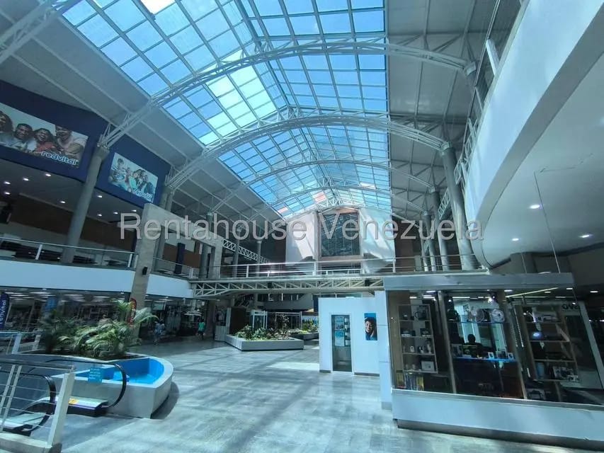 Comercial (Local Comercial) en Venta en Las Quintas, Carabobo - 23