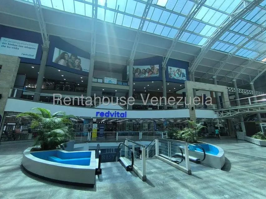 Comercial (Local Comercial) en Venta en Las Quintas, Carabobo - 24