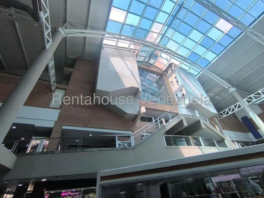 Comercial (Local Comercial) en Venta en Las Quintas, Carabobo - 25