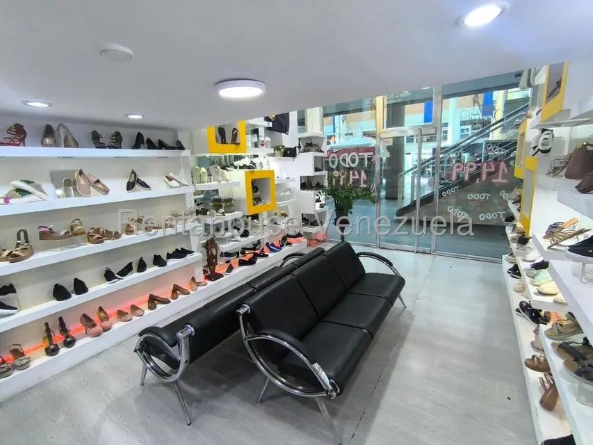 Comercial (Local Comercial) en Venta en Las Quintas, Carabobo - 8