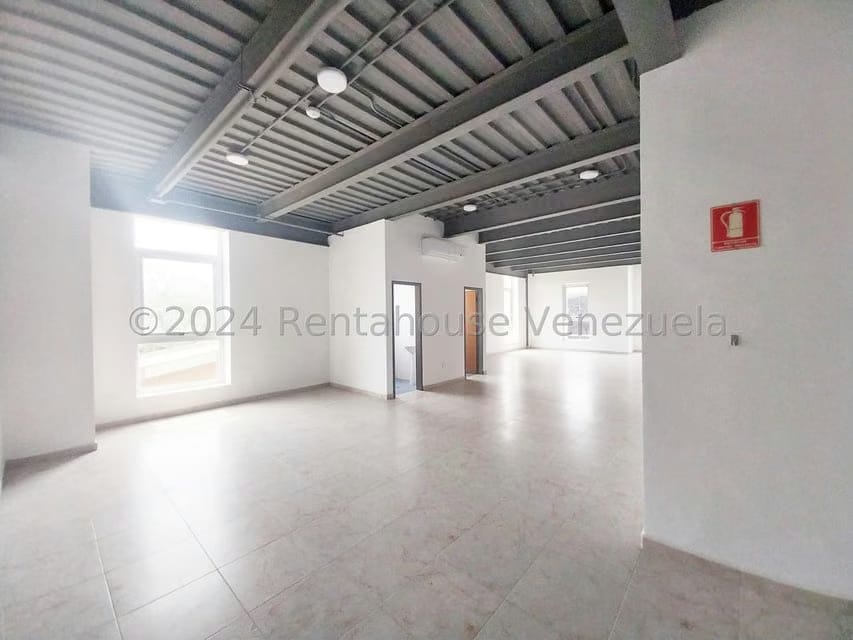 Comercial (Oficina) en Alquiler en Zona Industrial, Carabobo - 5