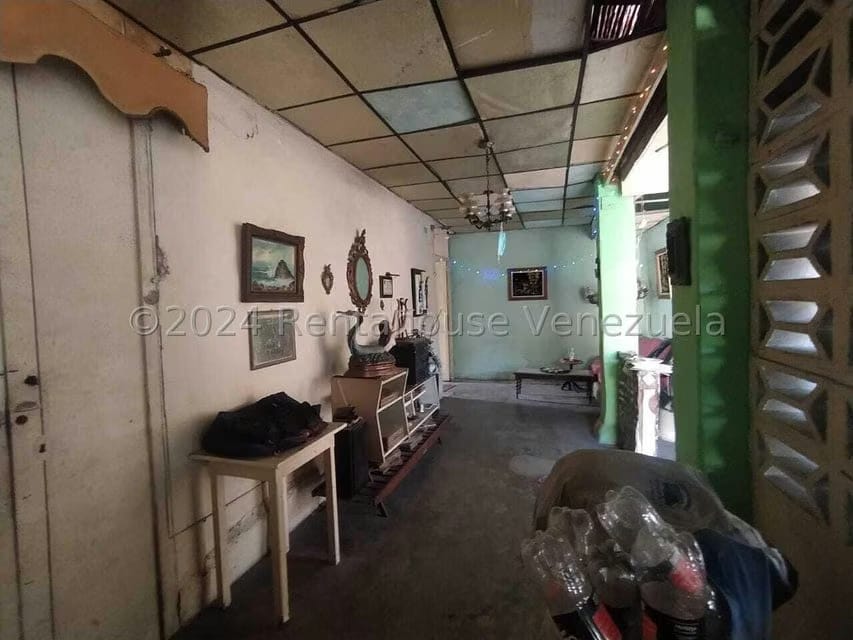 Terreno (Comercial) en Venta en Avenida Miranda, Aragua - 4
