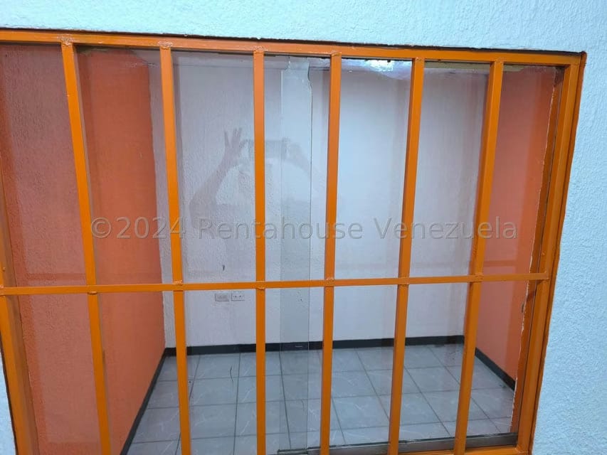 Comercial (Oficina) en Alquiler en Parroquia La Candelaria, Distrito Metropolitano - 11