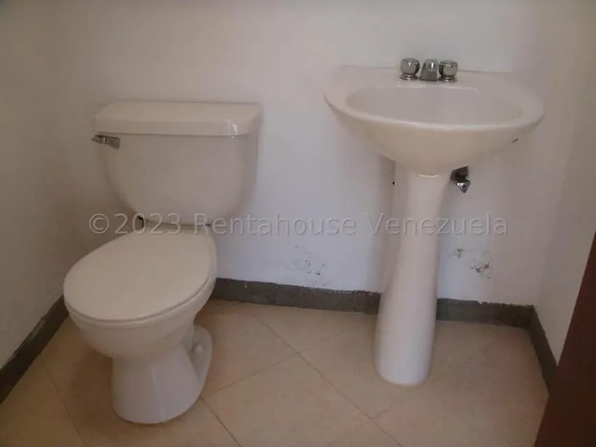 Casa (Multipes Niveles) en Venta en El Junko Country Club, Vargas - 32