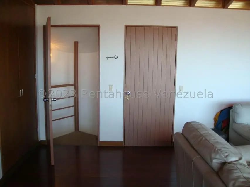 Casa (Multipes Niveles) en Venta en El Junko Country Club, Vargas - 55