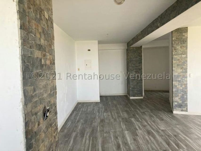 Apartamento (1 Nivel) en Venta en Agua Sal, Miranda - 11