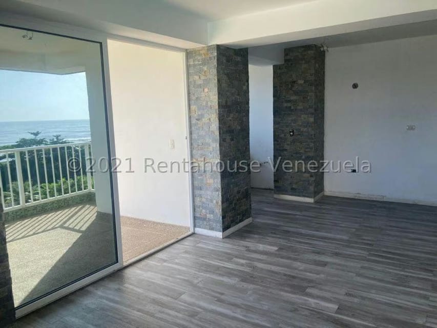 Apartamento (1 Nivel) en Venta en Agua Sal, Miranda - 8