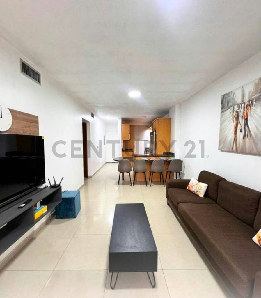 Comodo Apartamento Para Alquiler